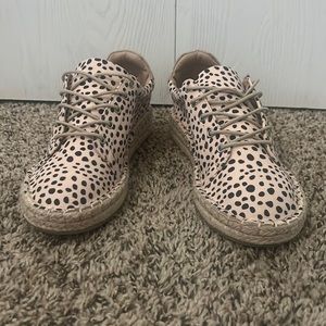 Spotted/Leopard Espadrille Shoes Size 6